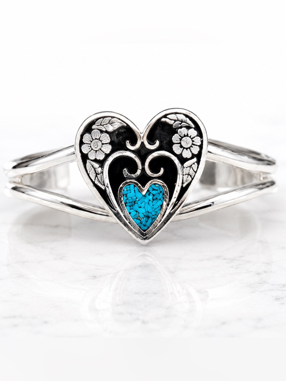 Vintage Southwest Turquoise Heart Cuff Bracelet Western Cowgirl Boho Silver Tone